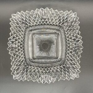Diamond Point Square Glass Bowl Clear Sunburst Center 7 Inch